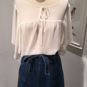 Cream 70’s blouse